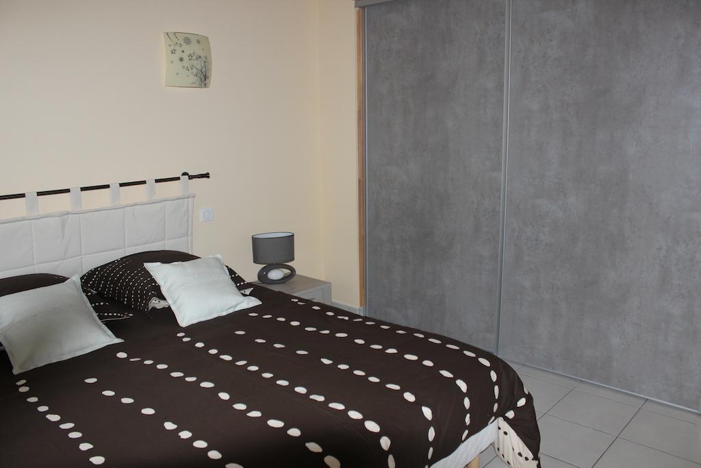 Le Pailler De La Planque Apartamento Camplong Quarto foto